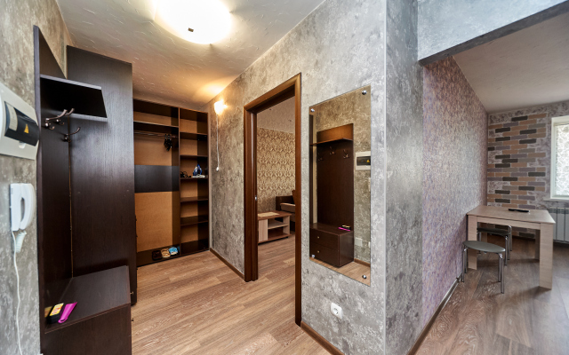 Matrosova 5 Apartment