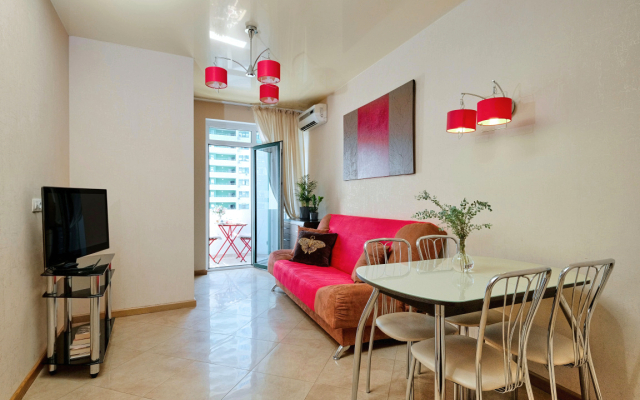 Park Gorkogo in the center Apartments