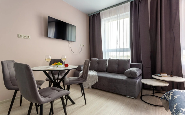 Апартаменты LikeHome Life Спартак - Просторная Трехместная Студия с Кухней