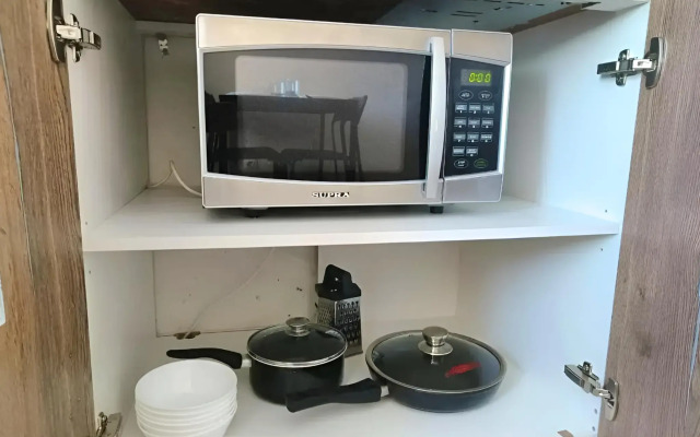 Квартира 6 местная с новым ремонтом около метро Горки парка и ТЦ