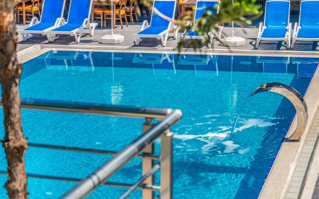 Отель Arsi Paradise Beach Hotel