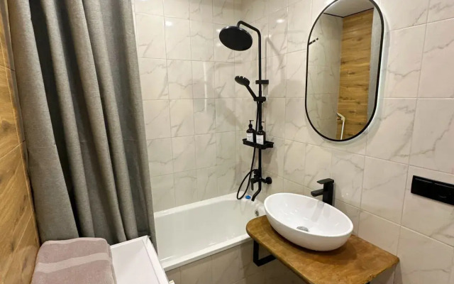 Dvukhkomnatnaya Lyuks Na Zelenoy 7a Flat
