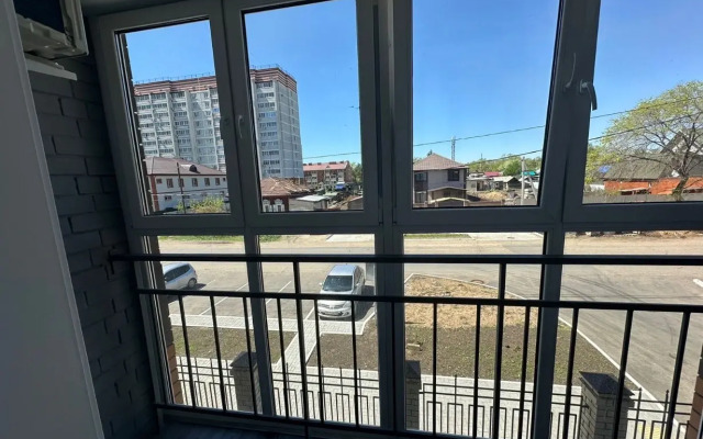 Na Artilleriyskoy 87 Flat