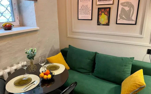 Уютная студия в 8 минутах на метро от самого центра