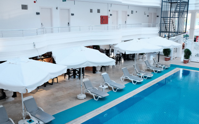 Club Efes Otel