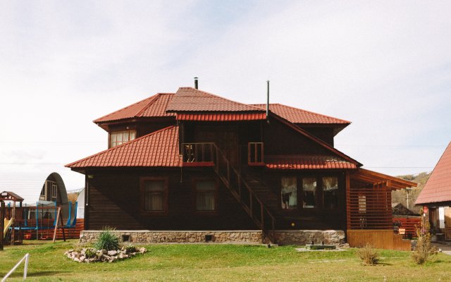 Kovcheg Hotel