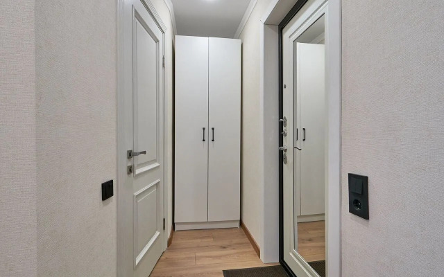 Na Ulitse Karla Libknekhta 17 Flat