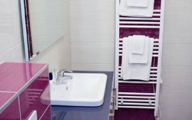 Spacious Beachfront Apartments Tanita