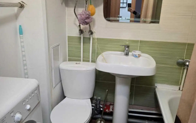 Na Zelyonom Bulvare  Flat