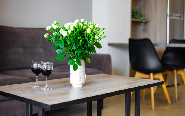 S Sovremennym Dizaynom Na Ulitse Kokhbatsi, Ko1617 Flat