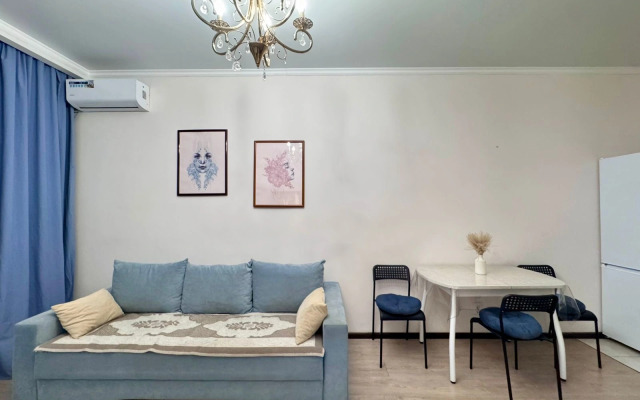 Ryadom S Batyr Moll Flat