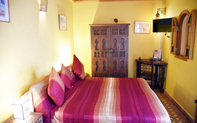 Hotel Darzouhour Apartments