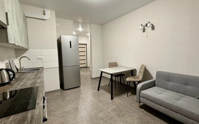 Elegantnaya Yevro 2 U Platonovskogo Flat