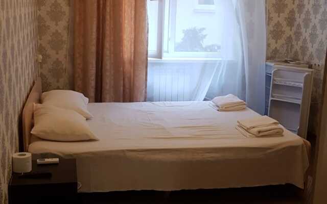 Larisa Guest House