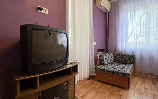 Квартира для командировочных рядом с заводами Лукойл, Каустик