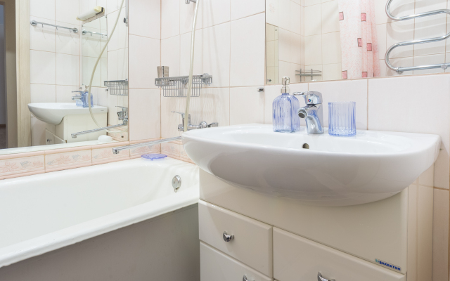 Naprotiv Otelya Hilton Apartments