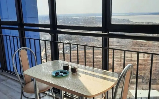 S Shikapnym Vidom Na Kamu Flat
