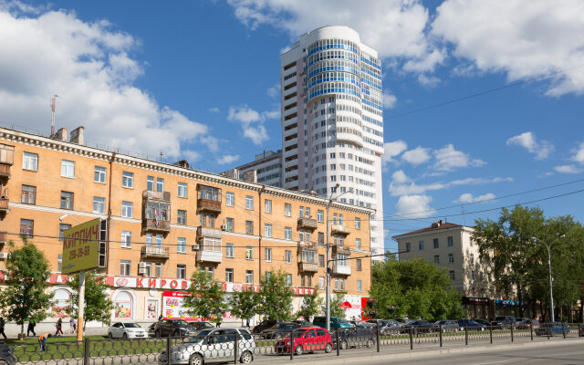 Etazhidejli Na Kosmonavtov 46a Apartments