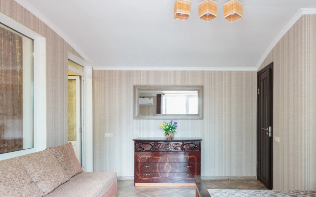 Апартаменты на Пионерском Проспекте 114В