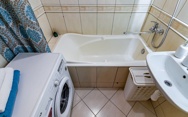 Nice Apartment Near Victory Square Metro Station Apartments