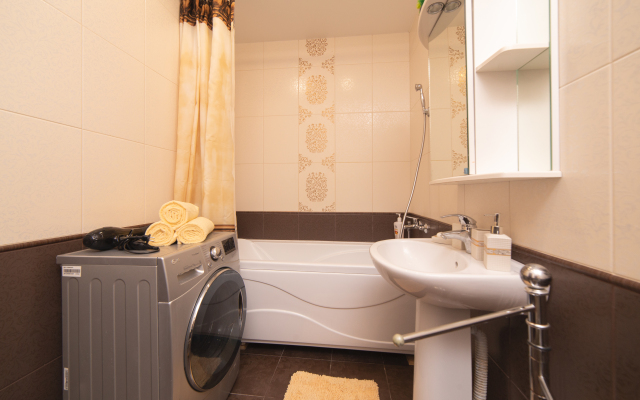 Апартаменты Novin квартал с видом во двор