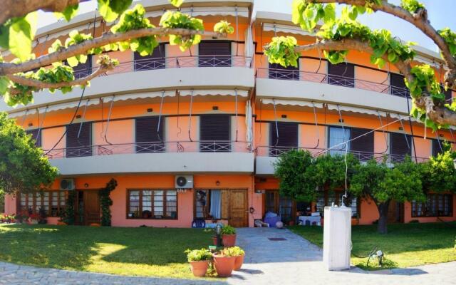 Pharos Rooms Hotel