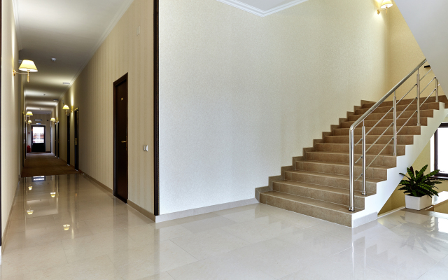 Отель Мелитон