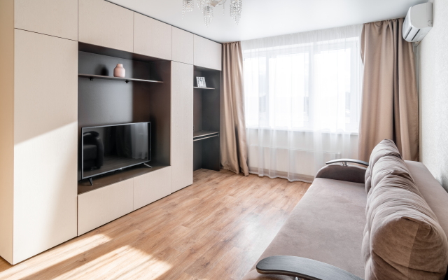 Апартаменты двухкомнатные Stepanenkov на Окской 3