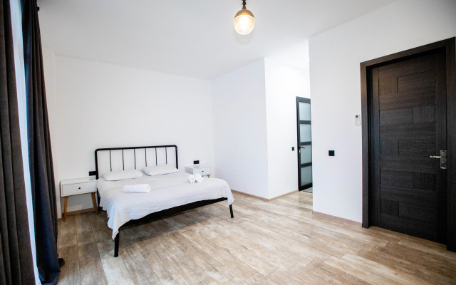Level Up Hotel