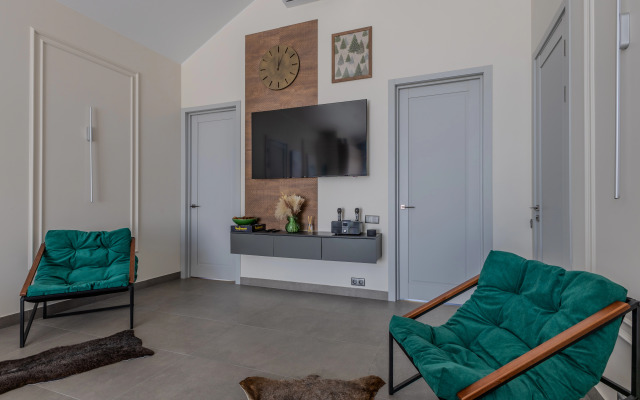 Lisyya Gorka 225 Chalet