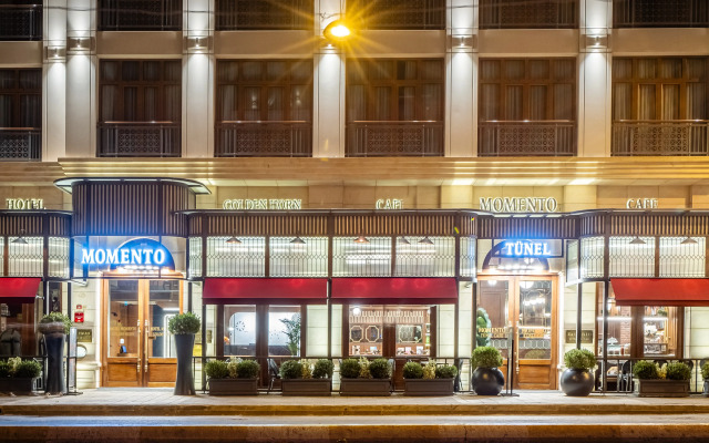 Momento Golden Horn Hotel