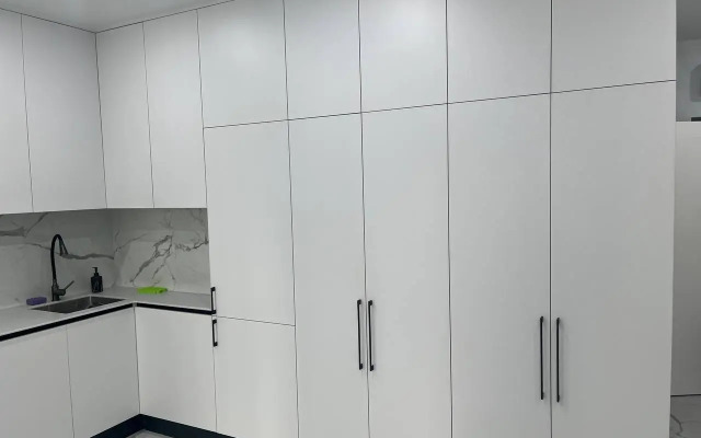 Квартира 1-комнатная на сутки Минск улица Игоря Лученка 2