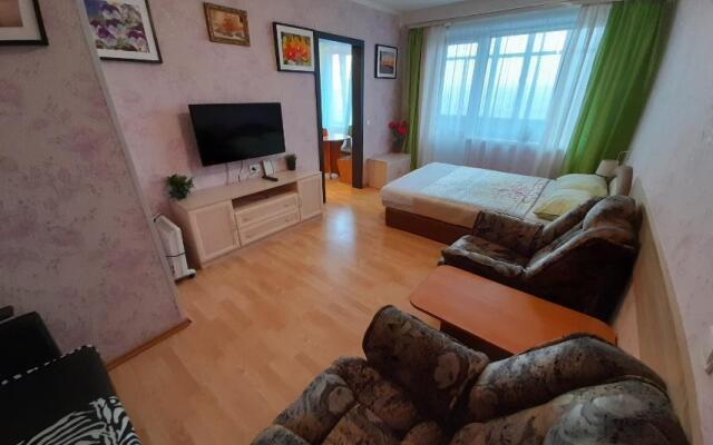 Апартаменты на Северном проезде 4