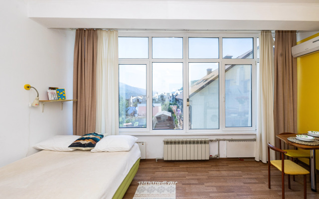 Studiya Na Zaschitnikov Kavkaza Flat