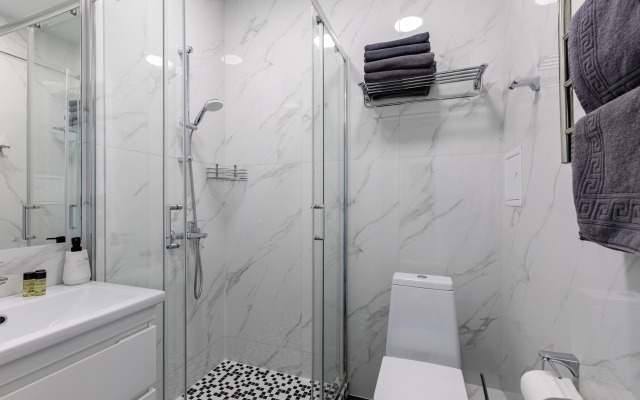 Metropol y Tropicheskogo Parka Apartments 1