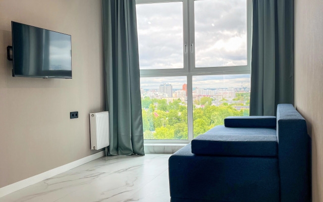 V Novom Zhk Vozle Metro Aerodromnaya v Centre Minska Flat