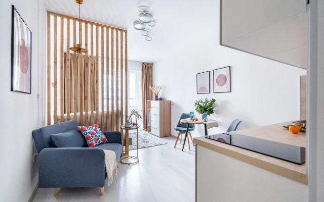 Garnet Apartments prospekt Budyonnogo Flat