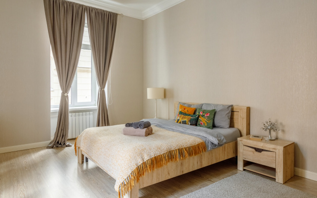 Luchshaya Kvartira with 3 bedrooms near Kremlin