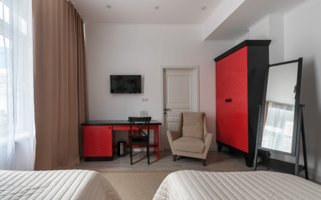 Welcome House Hotel