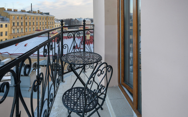 3 Mostа Hotel