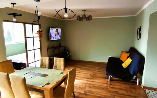 Апартаменты на Островского 35/11