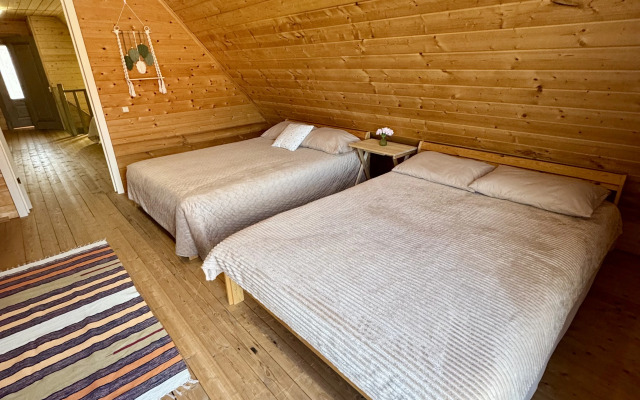 Izba Private House