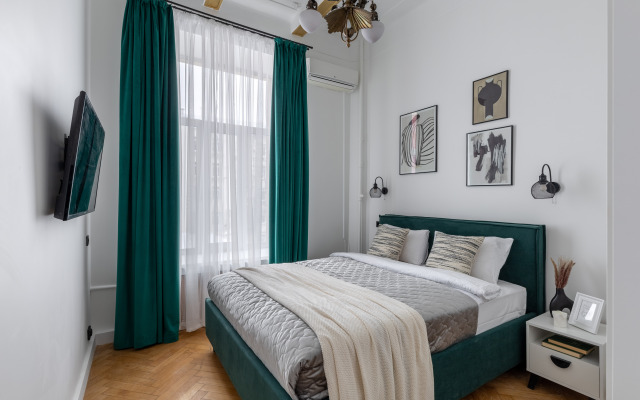 Po Sledam Mastera I Margarity Apartments