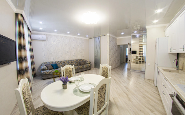 Na Serebryanom Beregu Flat