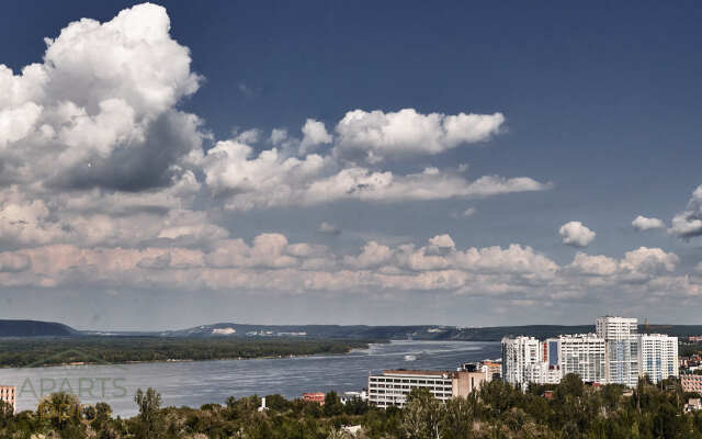 Aparts Pro Stilnaya vidovaya studiya u Volgi v ZHK Galaktika na 12 etazhe Flat