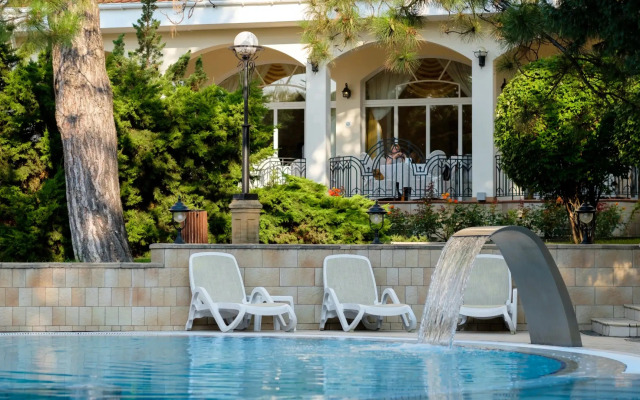Alye Parusa Hotel