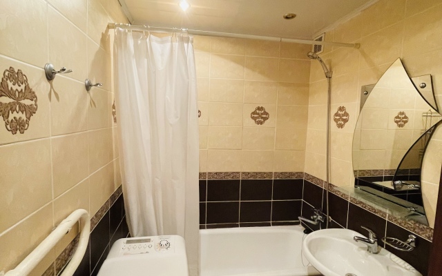 Uyutnaya Dvushka V Tsentre Flat