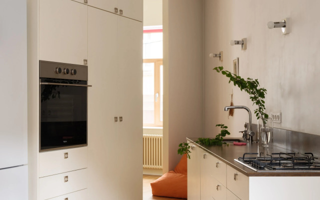 Апартаменты с тремя спальнями на Петроградской стороне