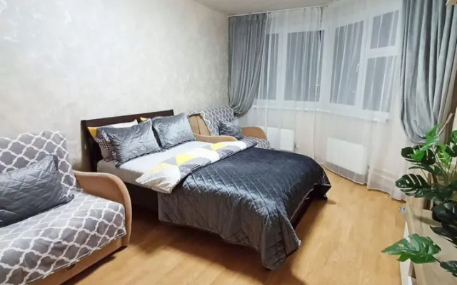 S 4 Razdelnymi Cpalnymi Mectami Flat