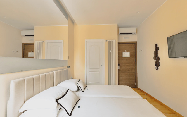 Бутик-отель AH Fashion District